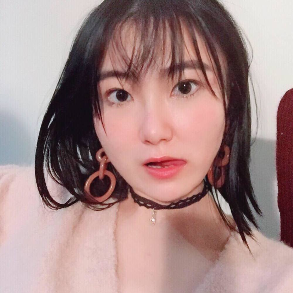 Meet your Posher, Yixin